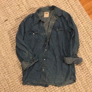 Men’s denim western style shirt